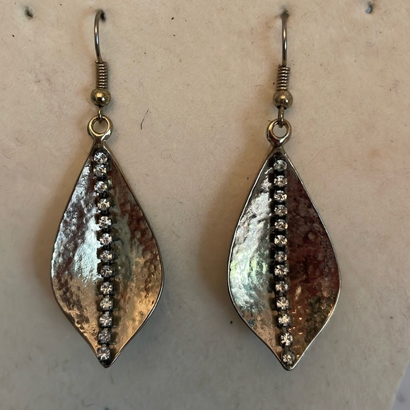 Jewelry - 2.25” 9kt yellow gold teardrop shape earrings w/11 prong set diamonds on wires